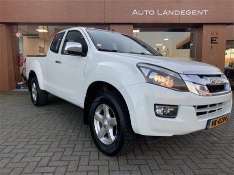 Isuzu D-Max - 2.5 Extended Cab LS AIRCO 3500kg trekgw. geremd EX. BTW - 1