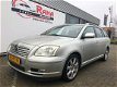 Toyota Avensis Wagon - AVENSIS; 2.4 D4 AUT - 1 - Thumbnail