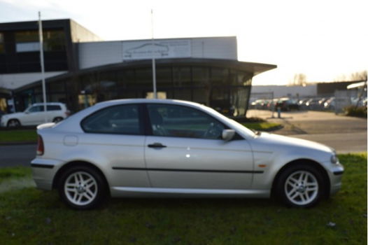 BMW 3-serie Compact - 318td Comfort Line - 1