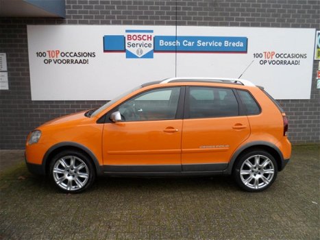 Volkswagen Polo - 1.6 77KW CROSS AUT - 1