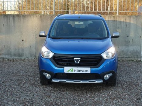 Dacia Lodgy - TCe 115 Stepway 7-Persoons Navigatie / Airco / Cruise - 1