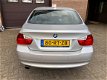 BMW 3-serie - 320i Dynamic Executive N.A.P. Xenon PDC V+A Automaat Nwe ketting + klepseals - 1 - Thumbnail