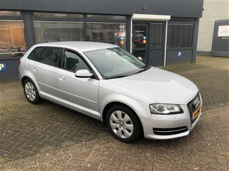 Audi A3 Sportback - 1.6 TDI Attraction Advance A3 1.6 TDI SPORTBACK AUTOMAAT 2012 7995 - 1