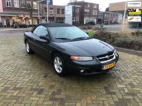 Chrysler Stratus - 2.5i V6 LX Convertible - 1