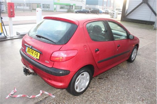 Peugeot 206 - 1.4 XT - 1