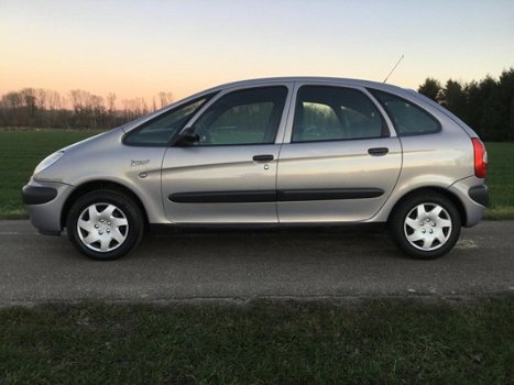 Citroën Xsara Picasso - 1.8i-16V Plaisir - 1