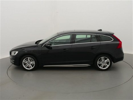 Volvo V60 - 2.4 D6 AWD PHEV (S.DAK/ACC/NAVI) EX. BTW - 1