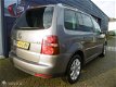 Volkswagen Touran - 1.4 TSI Highline in prima staat - 1 - Thumbnail