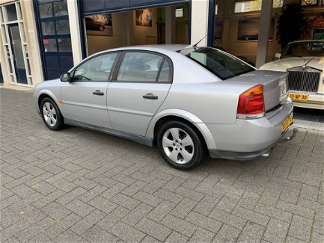 Opel Vectra - 1.8-16V Comfort - 1