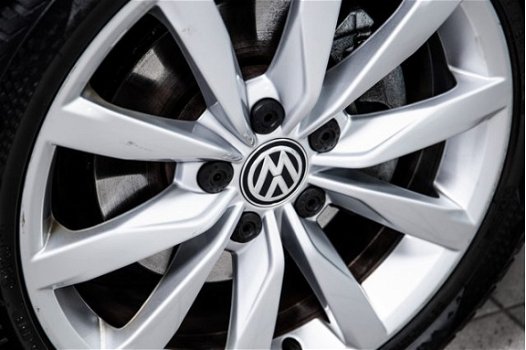 Volkswagen Golf Variant - 1.0 TSI 110 pk Comfortline Business Navigatie PDC Climatronic 17 inch LM v - 1