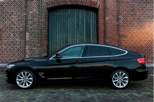 BMW 3-serie Gran Turismo - 318d Automaat Navi | Clima | Cruise | PDC | Sportstoelen | Elek. Trekhaak - 1