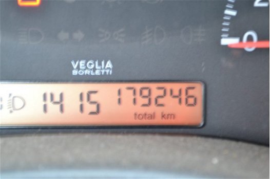 Fiat Punto - 1.2 ELX bj.2001 179.000 km el.ramen radio/cd nieuwe APK mooi en goed - 1