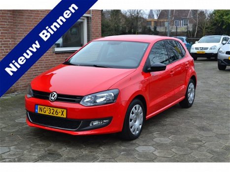 Volkswagen Polo - 1.2 Style line 5Drs bj.2012 123.000 km airco navigatie stoelverwarming el.ramen ra - 1