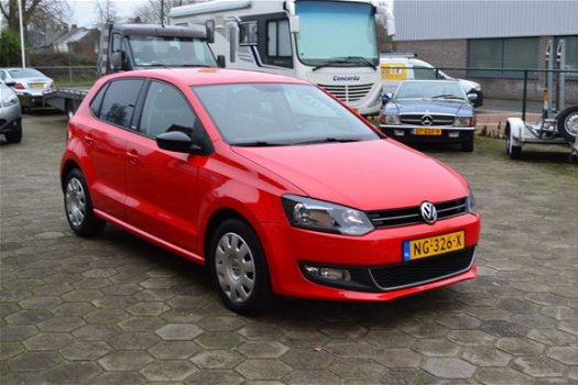 Volkswagen Polo - 1.2 Style line 5Drs bj.2012 123.000 km airco navigatie stoelverwarming el.ramen ra - 1