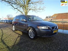 Volvo V50 - 2.4 D5 Edition II Automaat + Leer + Clima Nu 3.975,