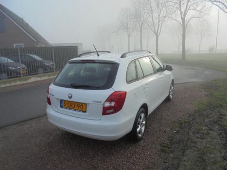 Skoda Fabia Combi - 1.2 TSI Sprint fabia 1.2 tsi benzine airco lmv pdc 90.000 km - 1