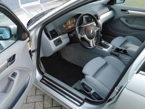 BMW 3-serie - 330i Special Executive ECC CRUISE SPORTSTOELEN NAVI FISCAAL VRIENDELIJK - 1