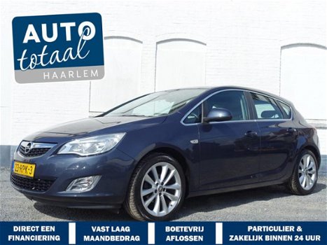 Opel Astra - 1.4 Turbo Sport 141pk , Navigatie- ECC-LMV-Stoelverwarming - 1