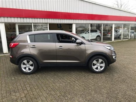 Kia Sportage - 2.0 X-ecutive Plus - 1