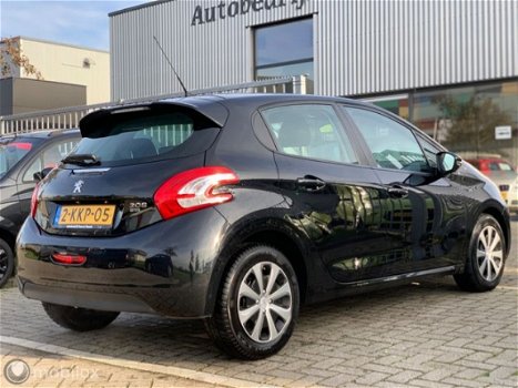 Peugeot 208 - 1.4 e-HDi Active // instap klaar - 1