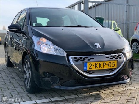 Peugeot 208 - 1.4 e-HDi Active // instap klaar - 1