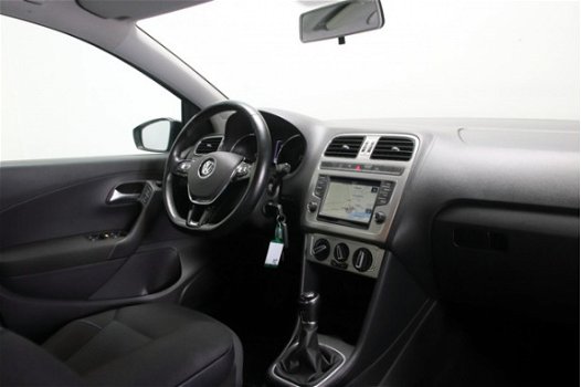 Volkswagen Polo - 1.4 TDI BlueMotion Navigatie Stuurbediening Parkeersensoren - 1