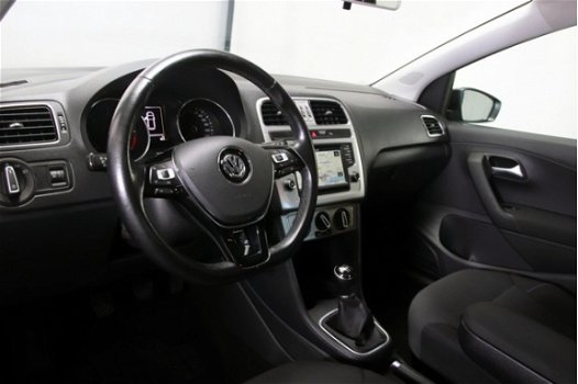 Volkswagen Polo - 1.4 TDI BlueMotion Navigatie Stuurbediening Parkeersensoren - 1