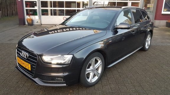 Audi A4 Avant - 2.0 TDI S-line - 1