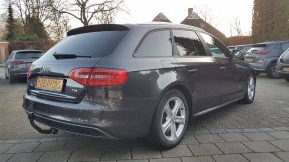 Audi A4 Avant - 2.0 TDI S-line - 1