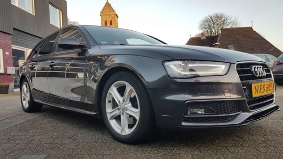 Audi A4 Avant - 2.0 TDI S-line - 1