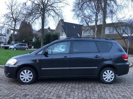 Toyota Avensis Verso - 2.0 D4-D Linea Luna 7p. 2003 Airco Trekhaak NAP Rijdt super - 1