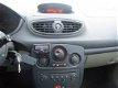 Renault Clio - 1.5 DCI TEAM SPIRIT - 1 - Thumbnail