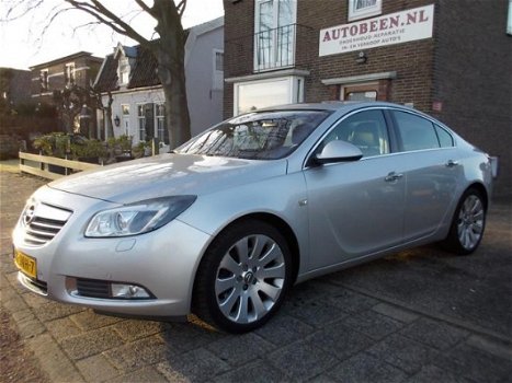 Opel Insignia - 2.8 T Executive 4x4 - 1