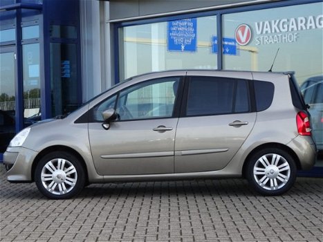 Renault Grand Modus - 1.2 TCE Dynamique, 101PK / Trekhaak / Climate control / Cruise control / Priva - 1