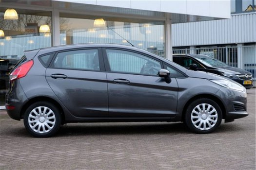 Ford Fiesta - 1.0 65pk 5-drs Style | Airco | Elektrische ramen | 1e eigenaar - 1