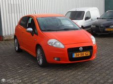 Fiat Grande Punto - 1.4-16V Emotion