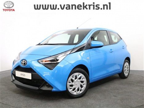 Toyota Aygo - 1.0 VVT-i x-play, Apple Carplay/Android Auto, 5 jaar Garantie & Onderhoud - 1