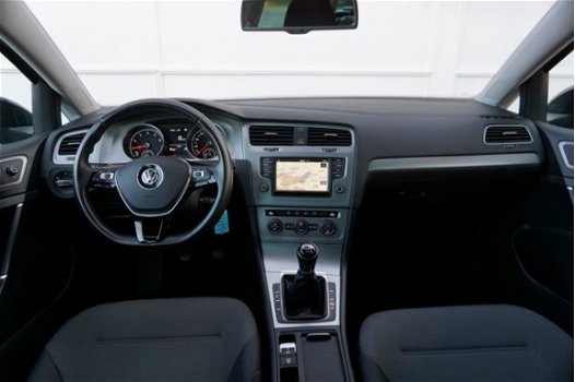 Volkswagen Golf Variant - 1.0 TSI 115pk Comfortline + Navigatie + Afn. Trekhaak - 1