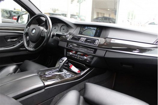 BMW 5-serie Touring - 535d 300PK High Executive M-Pakket Head Up/Comfort stoelen Nieuwstaat - 1