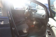 Fiat Punto Evo - 1.3 M-Jet Pop (85pk) Airco /Elek. ramen + Spiegels /C.V. afstand /Radio /Bluetooth