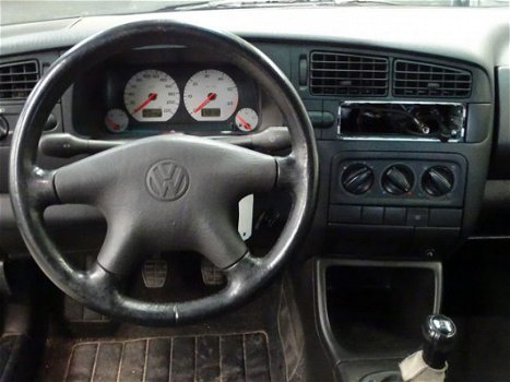 Volkswagen Golf - 1.6 Milestone Trekhaak Nap Stuurbekrachtiging - 1