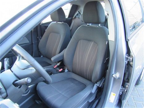 Chevrolet Aveo - 1.3D LT 5 Deurs / Airco / Cruise Control / Hoge instap / Nieuwe Apk - 1