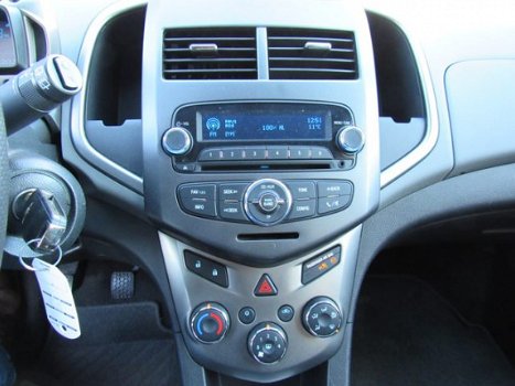 Chevrolet Aveo - 1.3D LT 5 Deurs / Airco / Cruise Control / Hoge instap / Nieuwe Apk - 1