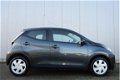 Toyota Aygo - 1.0 VVT-i 5Drs X-Play Full Map Navi, Airco, Telefonie, Dealer Onderhouden - 1 - Thumbnail