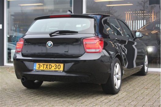 BMW 1-serie - 114i EDE Executive | Navigatie | Cruise control | Climate control | Parkeersensoren | - 1
