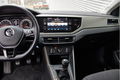 Volkswagen Polo - 1.0 Tsi 95pk Comfortline, ACC, Navigatie, PDC, App-connect, Airco - 1 - Thumbnail