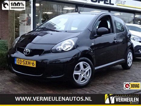 Toyota Aygo - 1.0 VVT-i 5D Now Airco/ LM-velgen/ Elect.pakket/ NL auto - 1