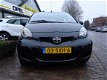 Toyota Aygo - 1.0 VVT-i 5D Now Airco/ LM-velgen/ Elect.pakket/ NL auto - 1 - Thumbnail