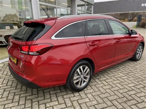 Hyundai i30 Wagon - 1.0 T-GDi 120pk i-Motion, Stoelverwarming, Stuurverwarming - 1