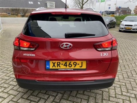 Hyundai i30 Wagon - 1.0 T-GDi 120pk i-Motion, Stoelverwarming, Stuurverwarming - 1